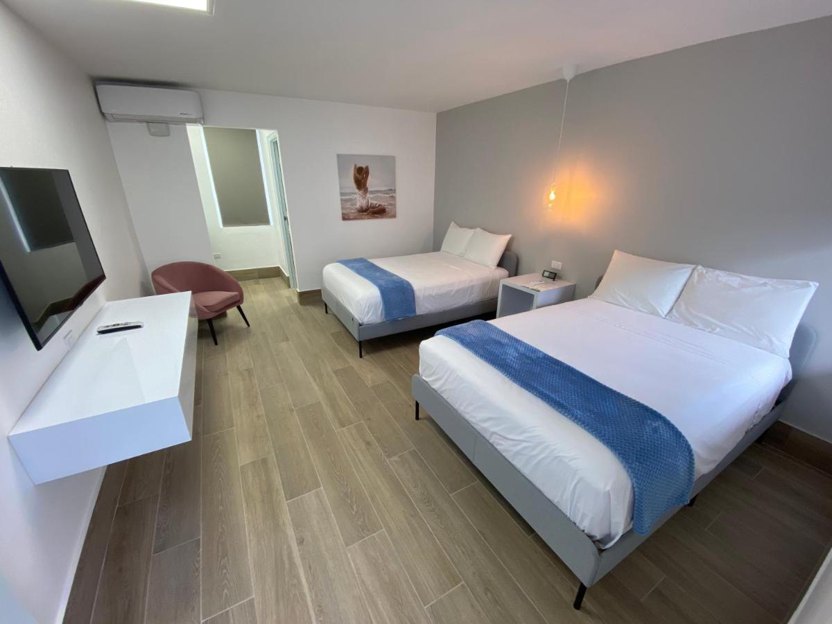 Hotel Marina De Salinas Zewnętrze zdjęcie